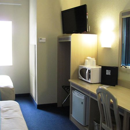 Motel 6-Huntsville, On Εξωτερικό φωτογραφία