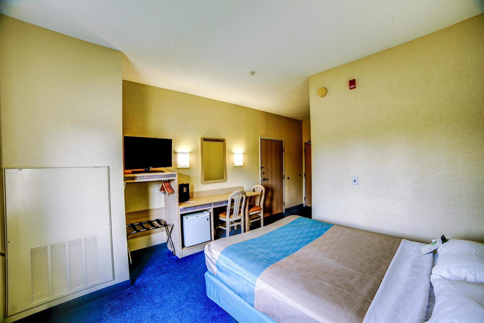 Motel 6-Huntsville, On Εξωτερικό φωτογραφία
