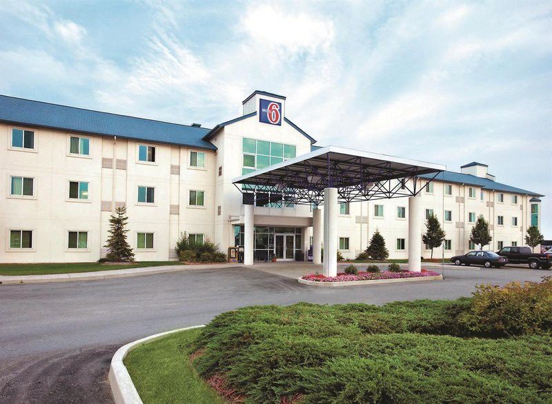 Motel 6-Huntsville, On Εξωτερικό φωτογραφία