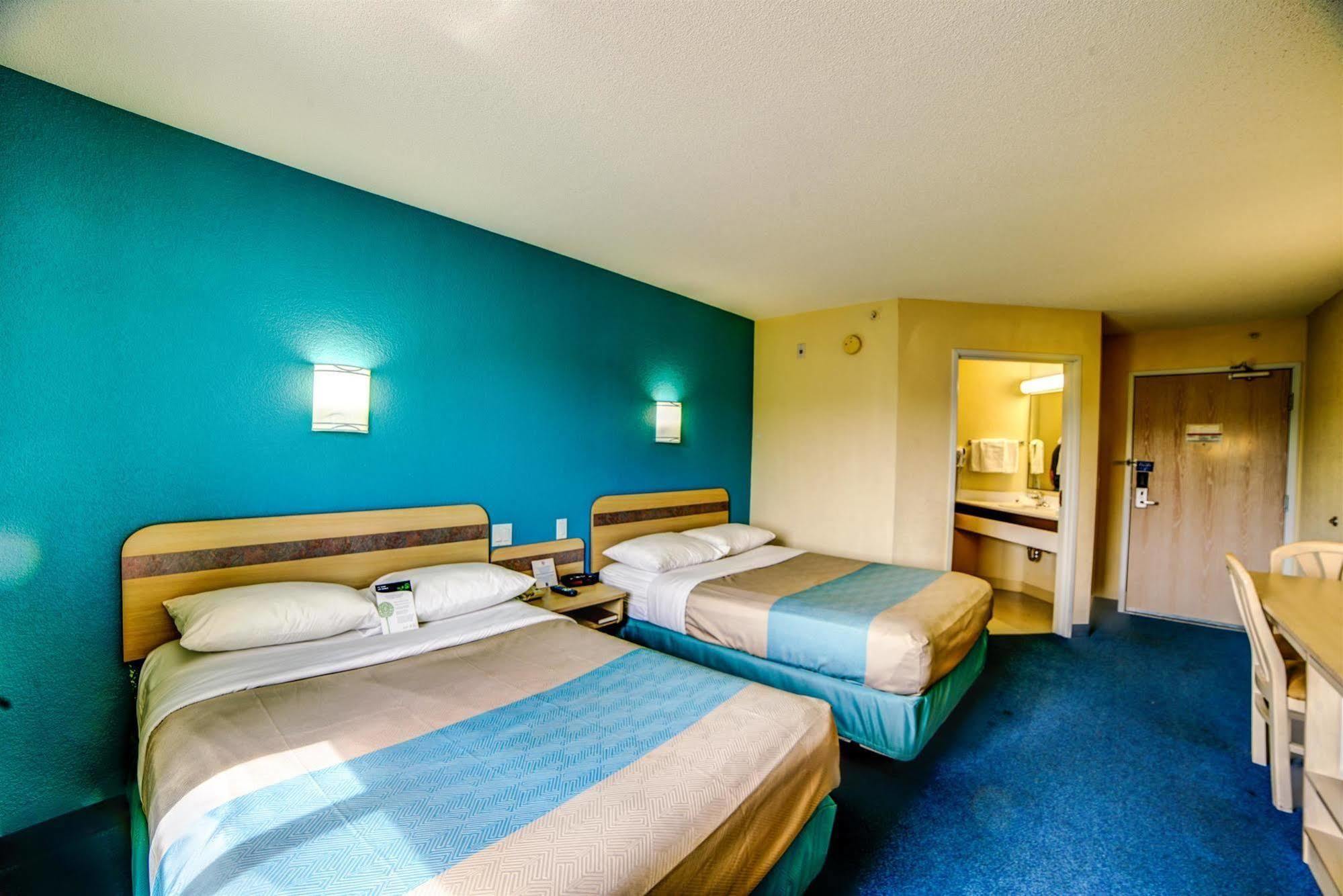 Motel 6-Huntsville, On Εξωτερικό φωτογραφία